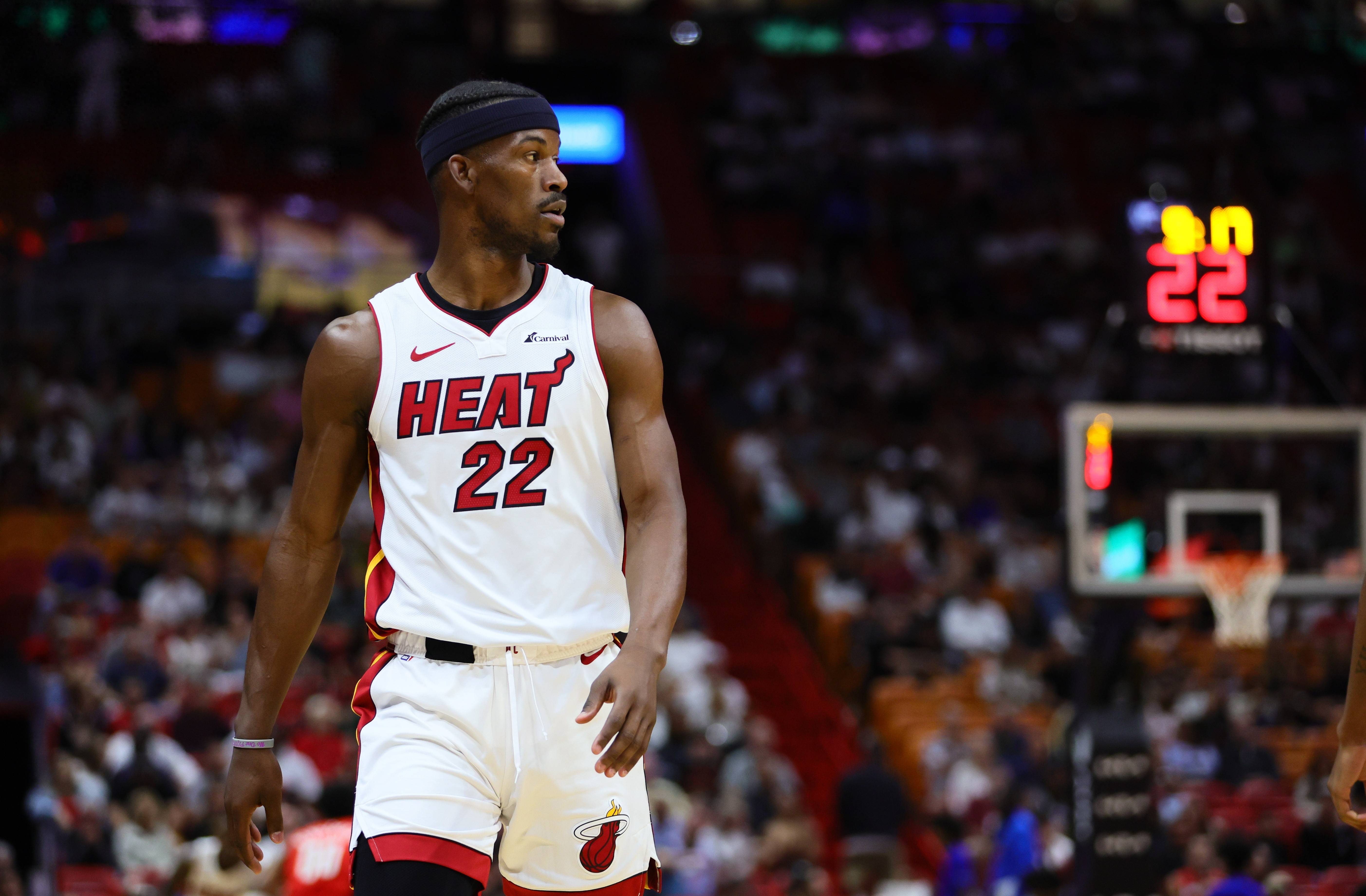 热火队惨败后更衣室爆发冲突，主帅回应，点击内容无法.