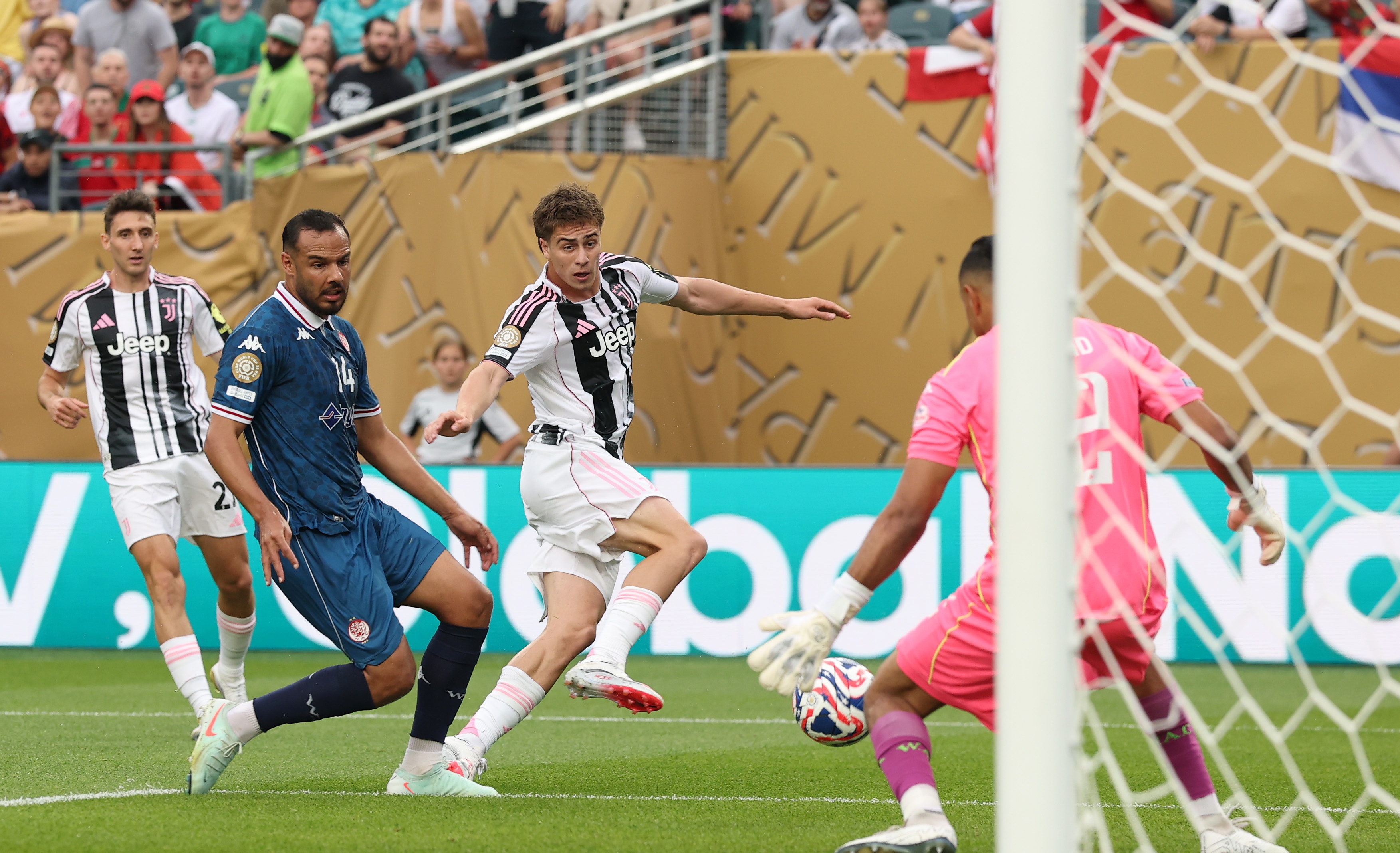 九游网页版尤文新星崭露头角，未来或成球队顶梁柱，东西.