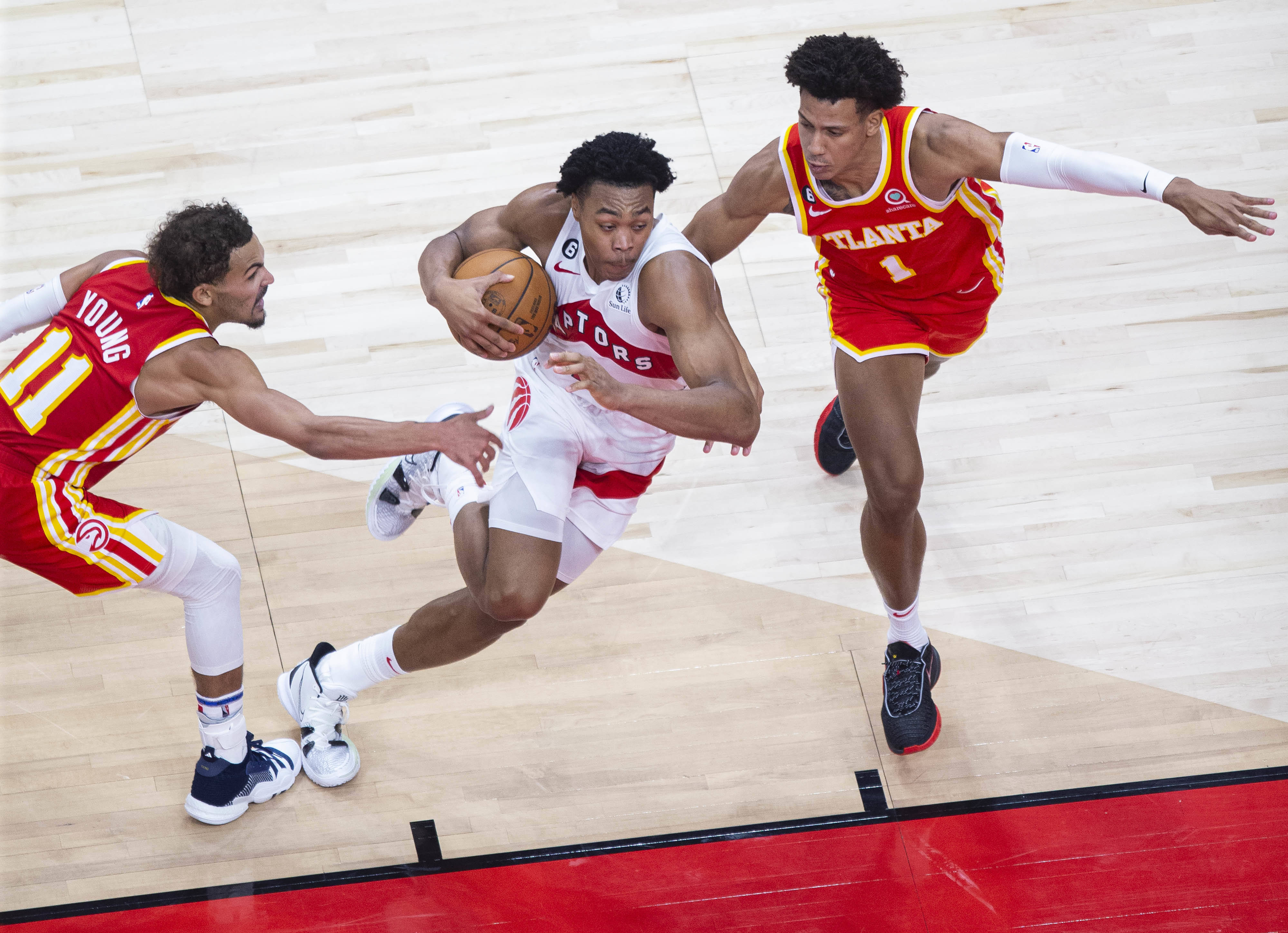 九游官方网页版登录Karsa连续七场比赛得分超过比赛规则变更，老鹰不断突破！