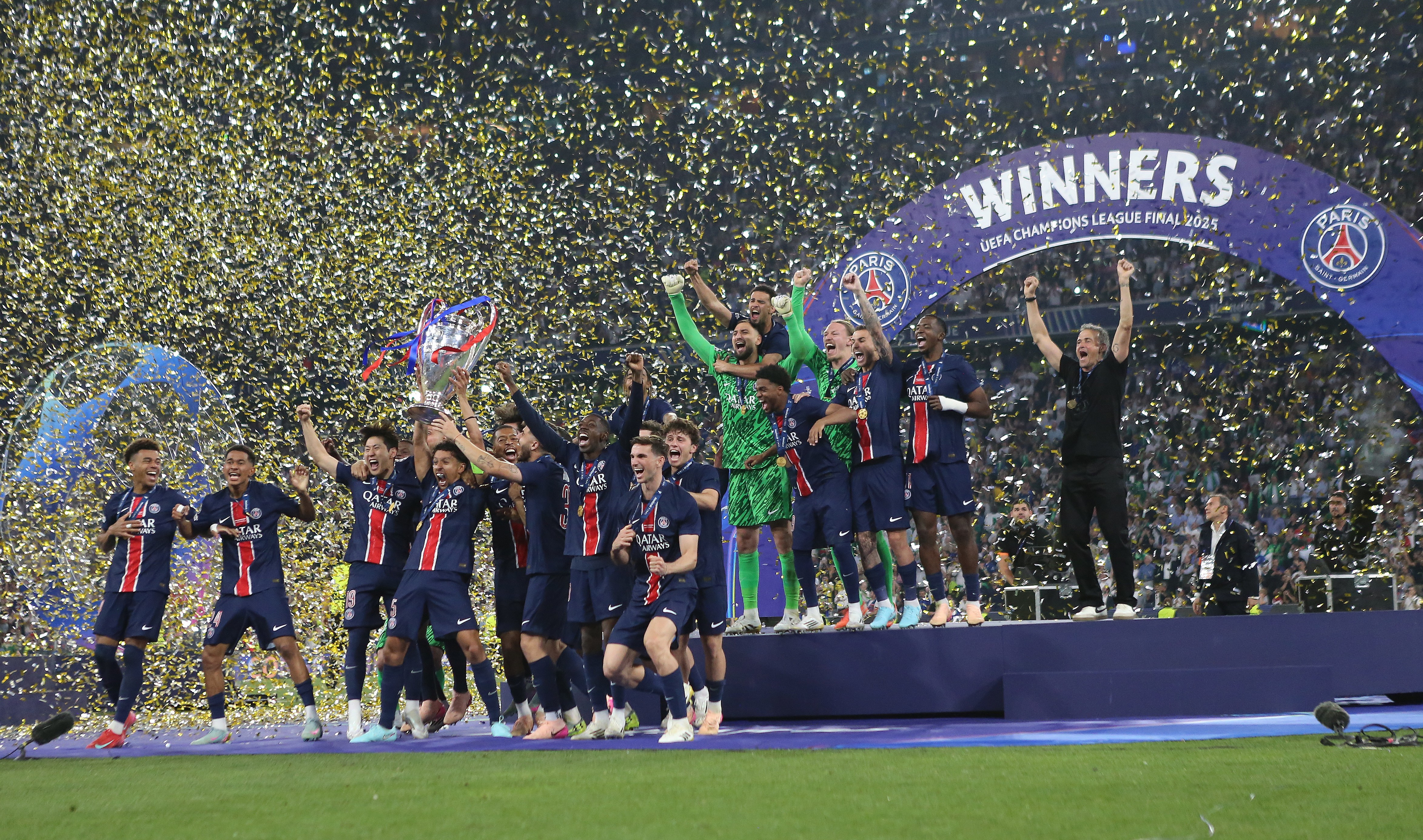 九游登录平台Ming在巴黎圣日耳曼比赛中险胜，大比分获胜引发热议！