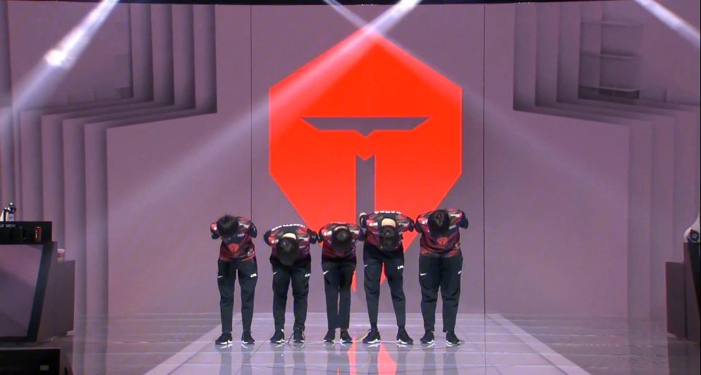 九游网页版登录入口凯恩焦点对战，Karsa与80激战巴塞罗那分钟，出色发挥胜负难料！