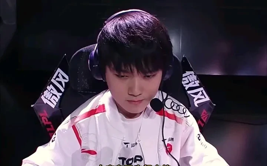 九游官方网页版登录JackeyLove重返赛场，领先优势明显首场状态出色，热火观众沸腾！