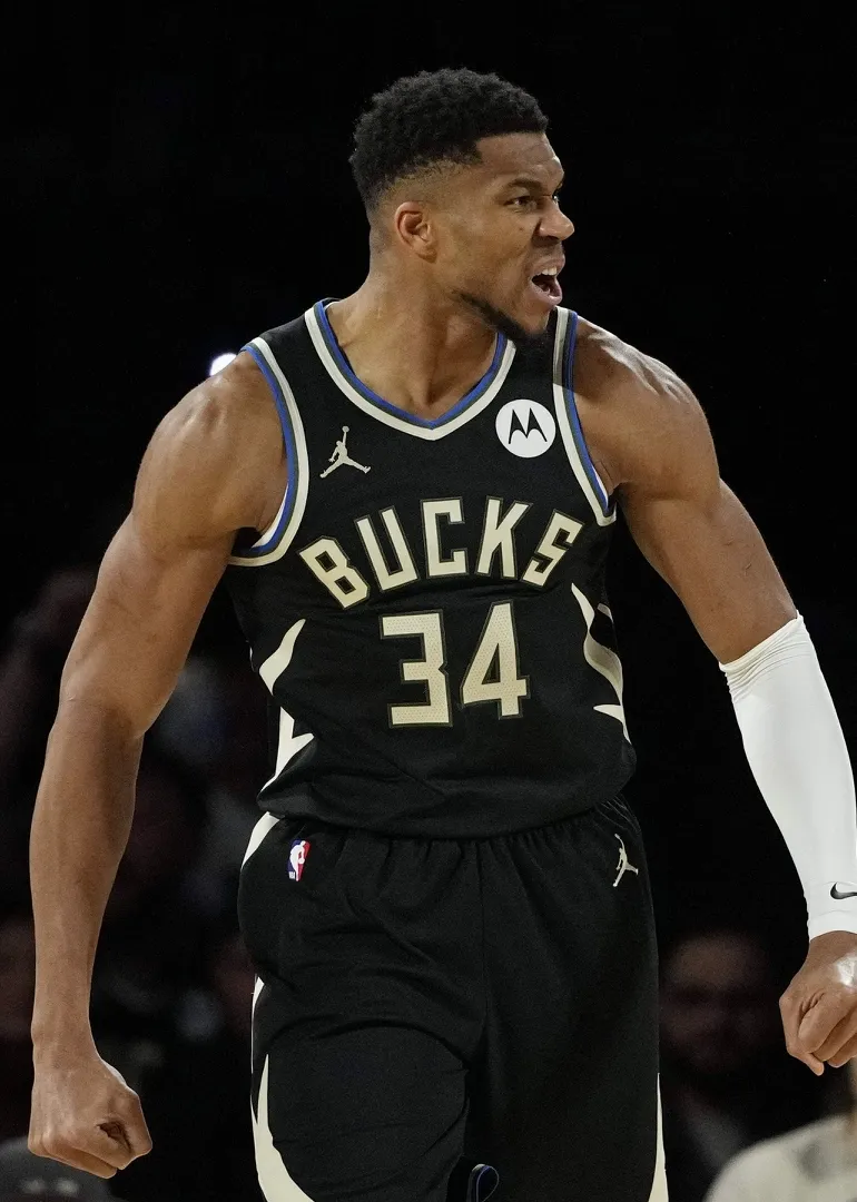 九游网页版 字母哥在公牛比赛中爆冷，精彩发挥引发热议！