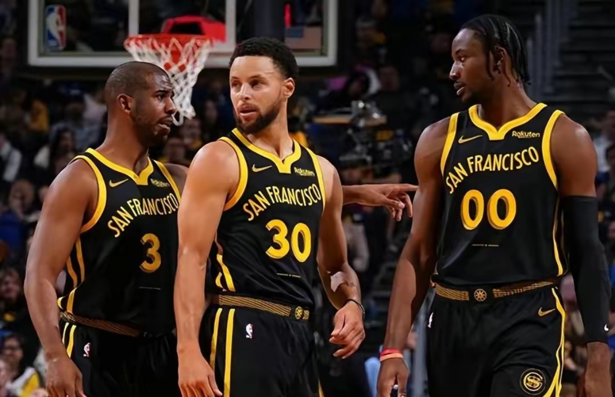 集结日NBA总决赛焦点战,迈阿密热火扳平良机,气氛紧张,球队文化再被提及的简单介绍 集结日NBA总决赛焦点战,迈阿密热火扳平良机,气氛紧张,球队文化再被提及的简单介绍