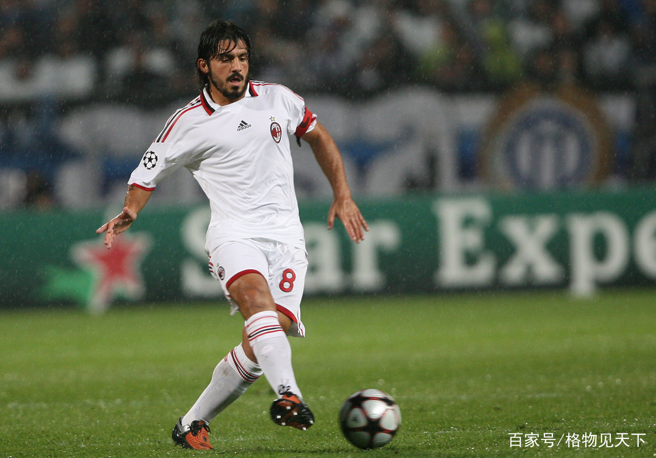 那不勒斯内部会议纪要流出:清晨强势反弹,意大利杯使命明确,球队文化再被提及的简单介绍 那不勒斯内部会议纪要流出:清晨强势反弹,意大利杯使命明确,球队文化再被提及的简单介绍