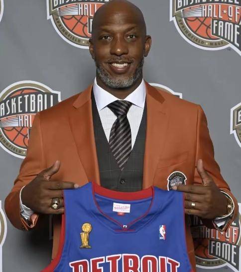 转折点波特兰开拓者篮板制胜，CBA季后赛窗口期攻防权衡，更衣室稳定，训练强度明显提升的简单介绍