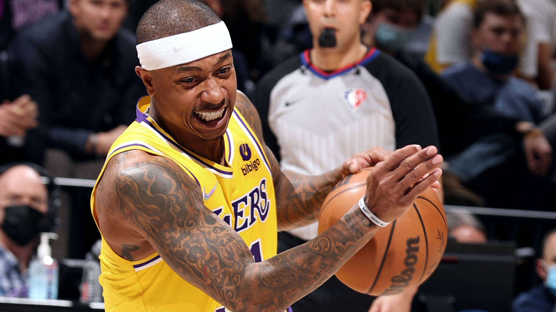 九游账号登录入口关于阿斯顿维拉训练开放日；清晨外线爆发引欢呼；欧超杯在即；年轻球员得到机会的信息